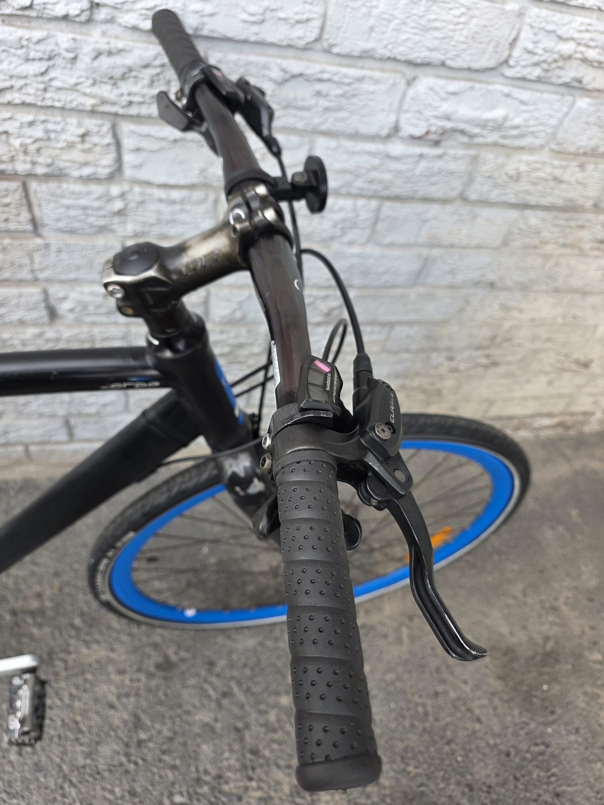 Pre-Owned Merida Hybrid/City Commuter 27 Speed - Image 11