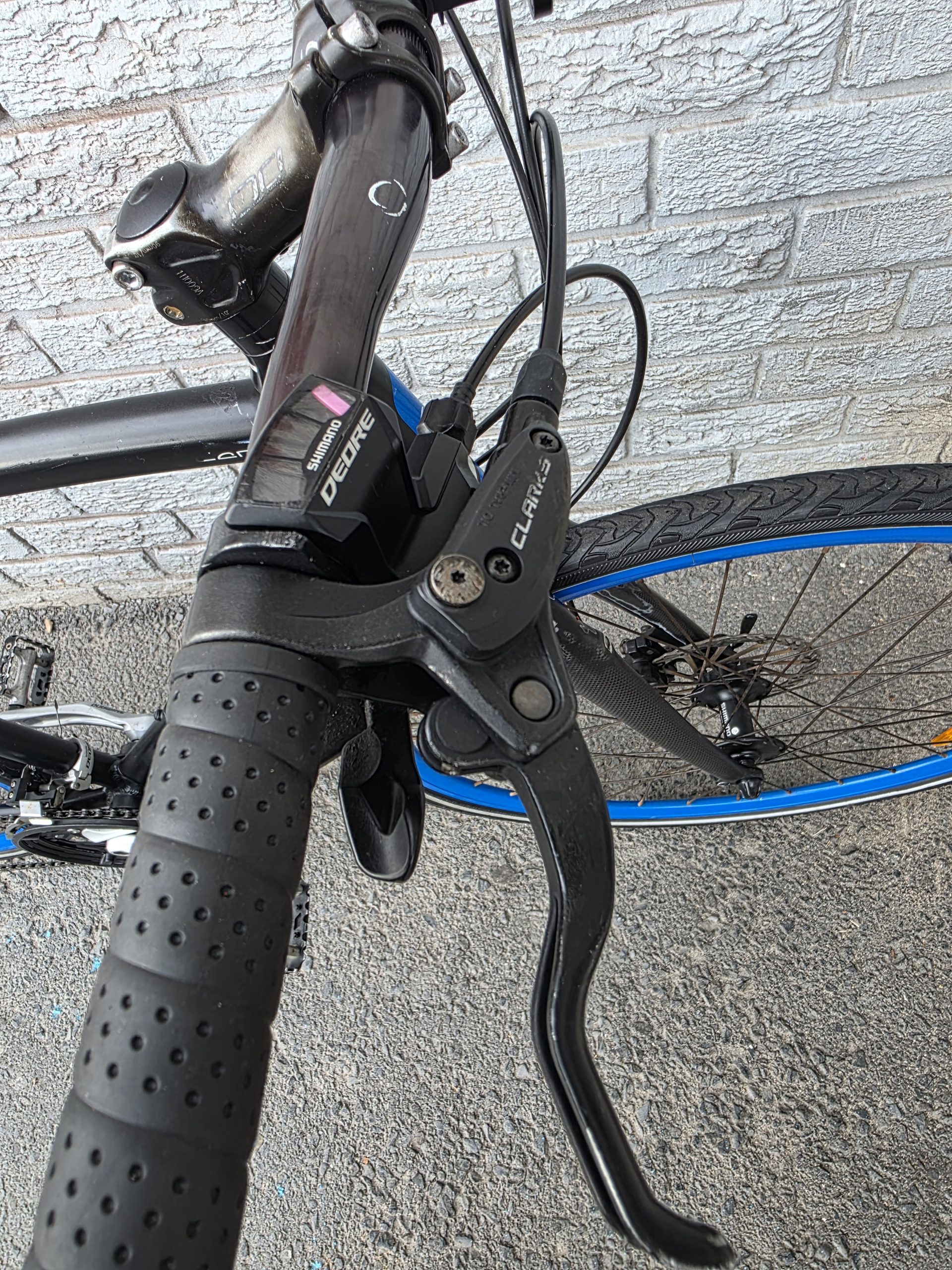 Pre-Owned Merida Hybrid/City Commuter 27 Speed - Image 8