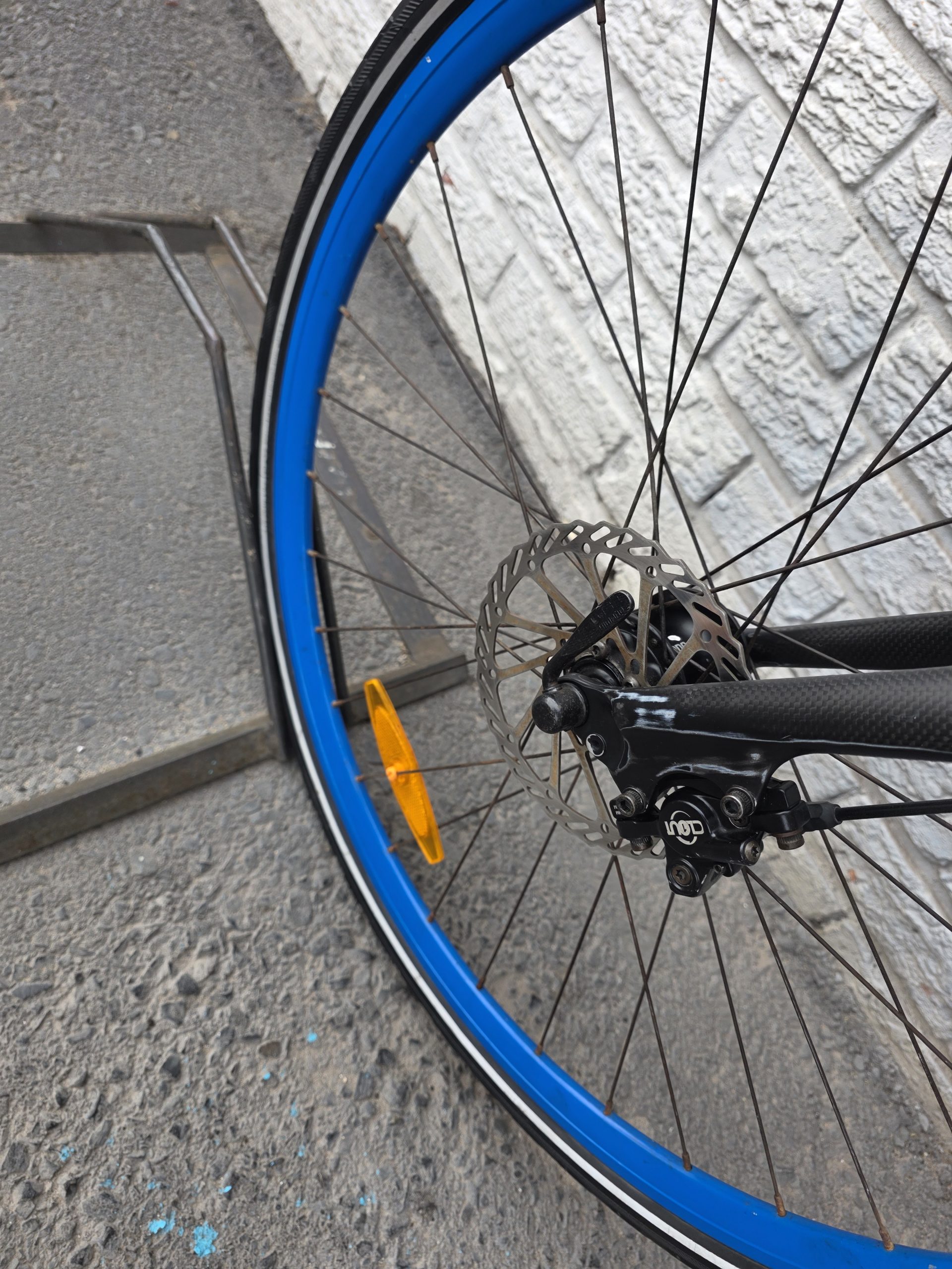 Pre-Owned Merida Hybrid/City Commuter 27 Speed - Image 3
