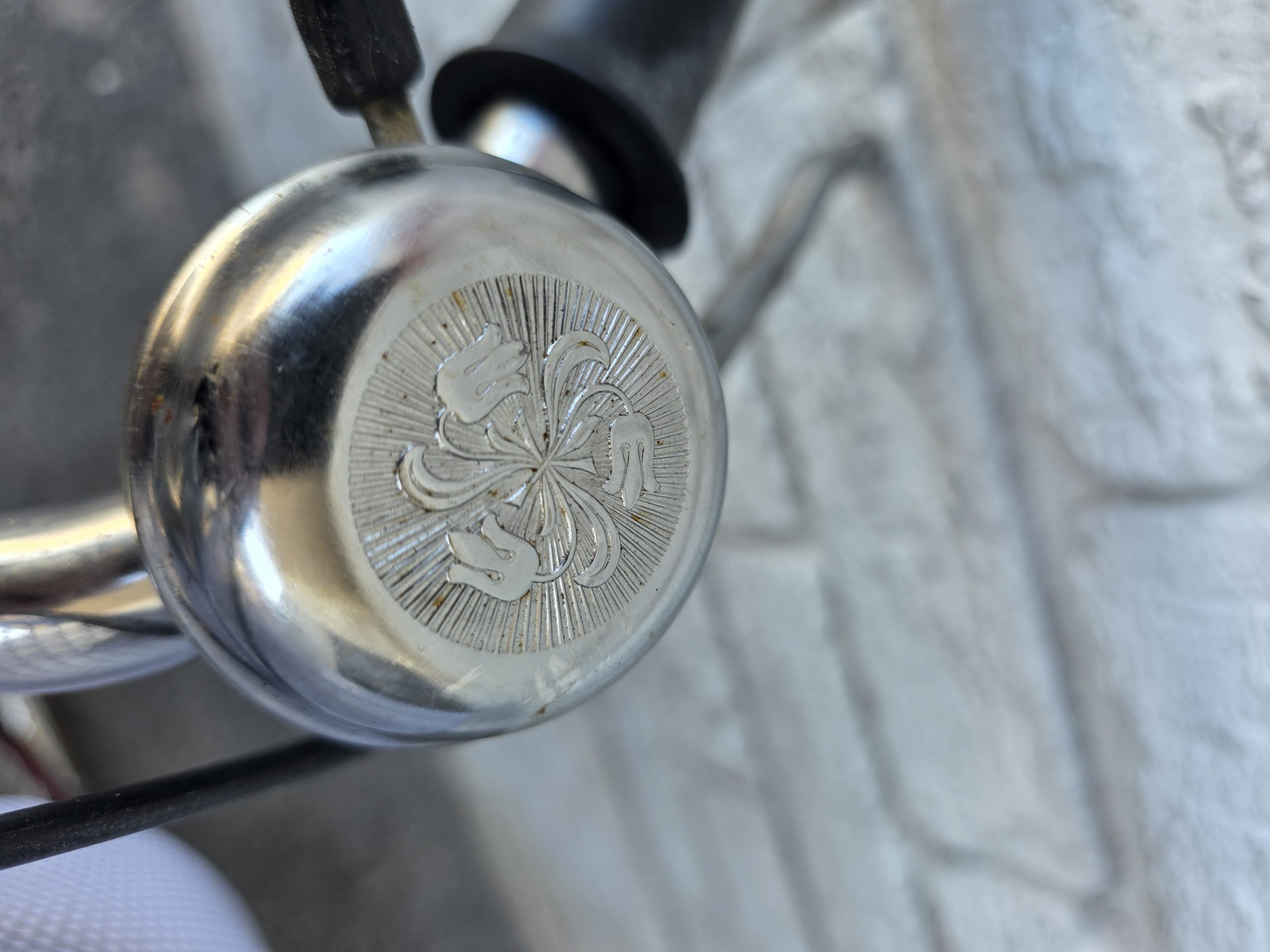 Imported Pre-Owned 1980s Vintage Graecross Top-Ten 10 Speed Commuter - Image 3